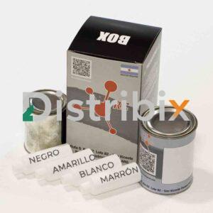 Kit Adhesivo Epoxi Pigmentos con componentes A y B.